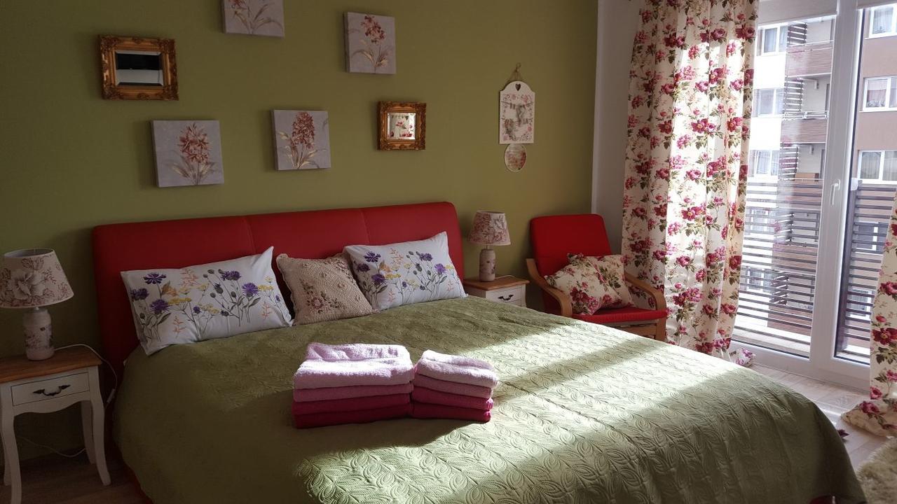 Sweet Garden Residence Brasov Luaran gambar