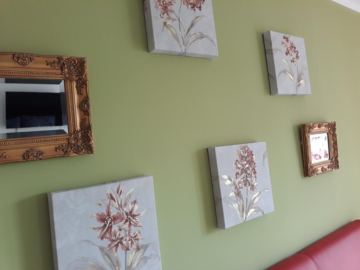 Sweet Garden Residence Brasov Luaran gambar